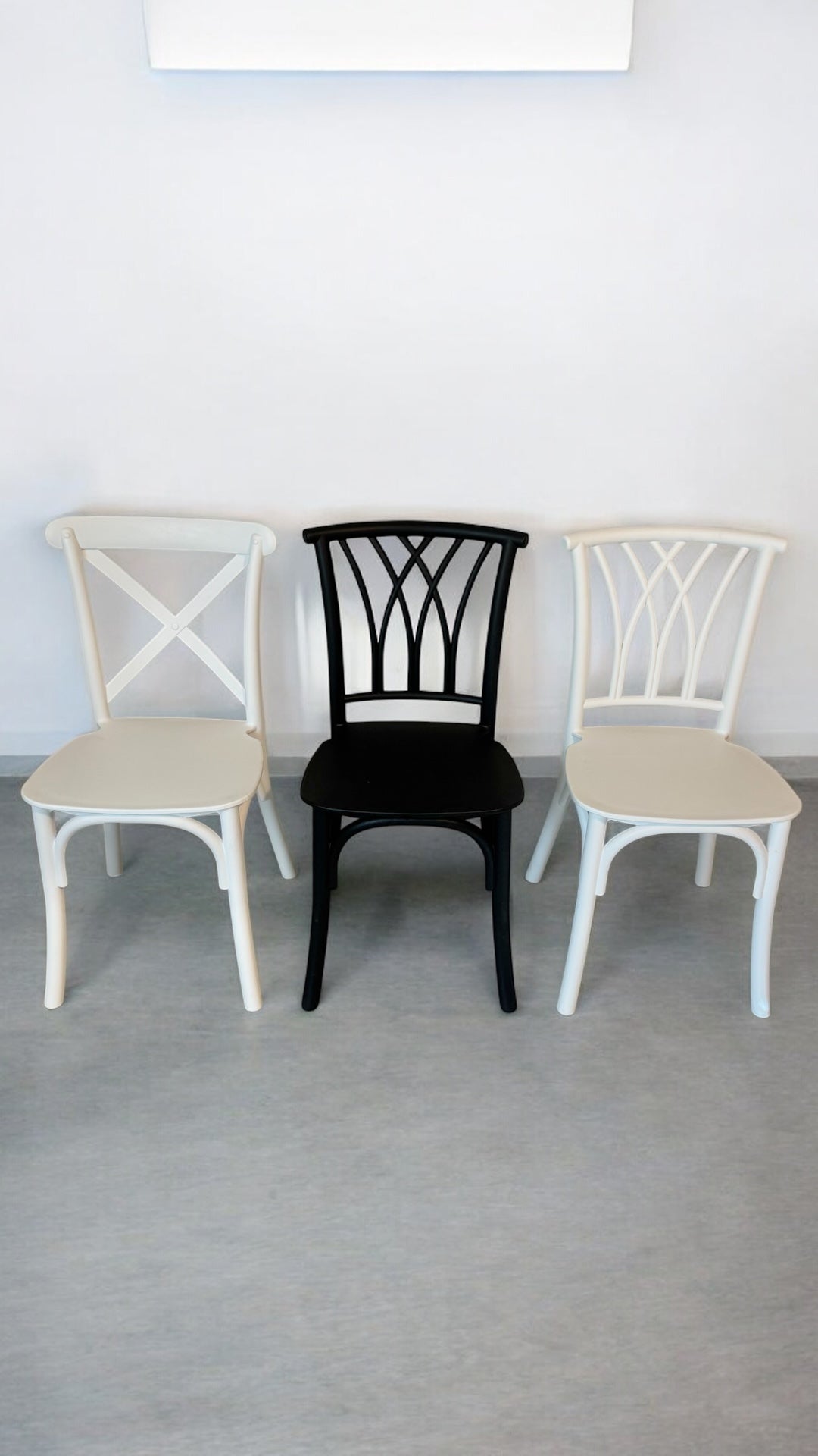 8 Willow White Kids Chairs