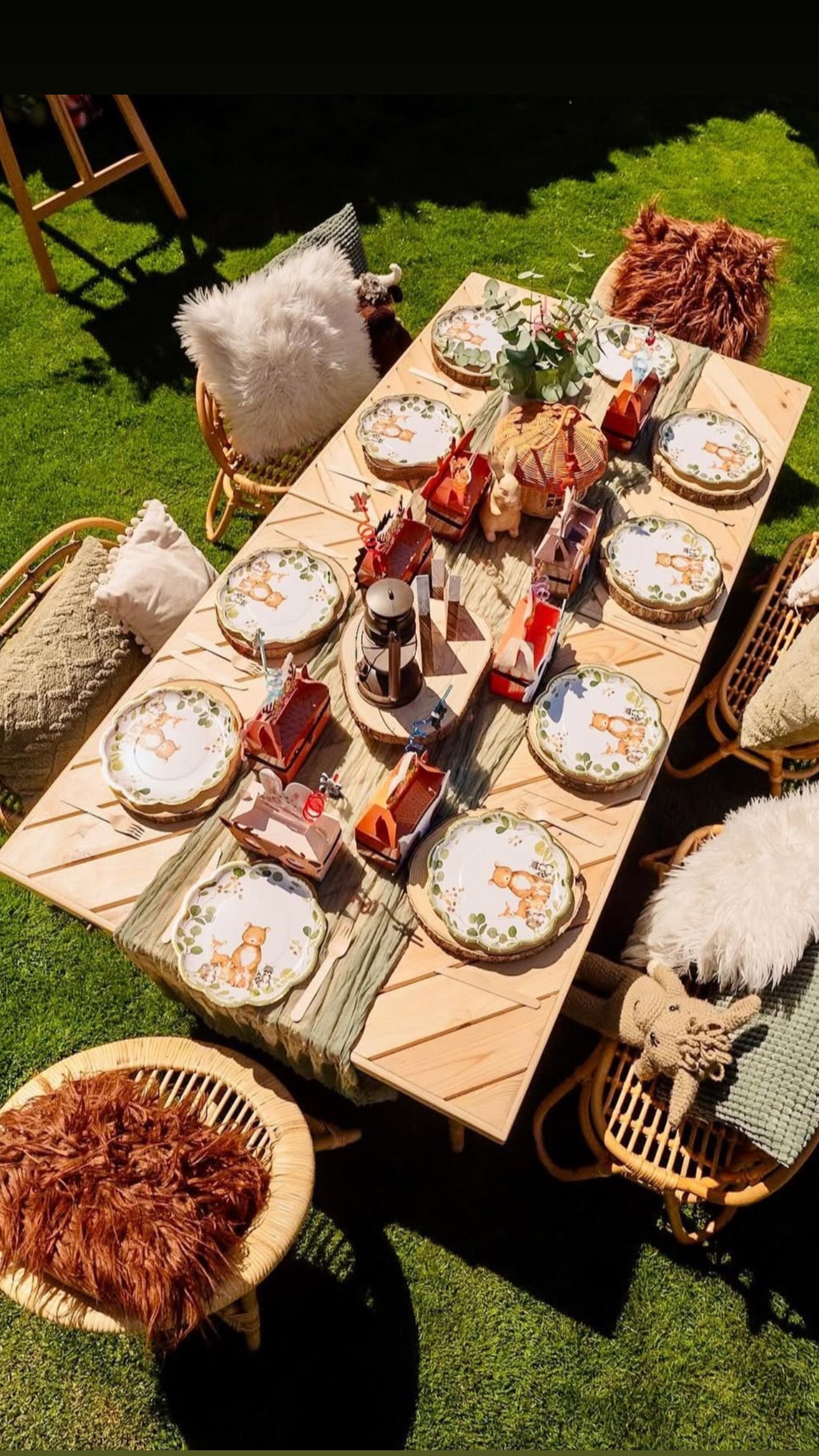 1) Kids Picnic Table