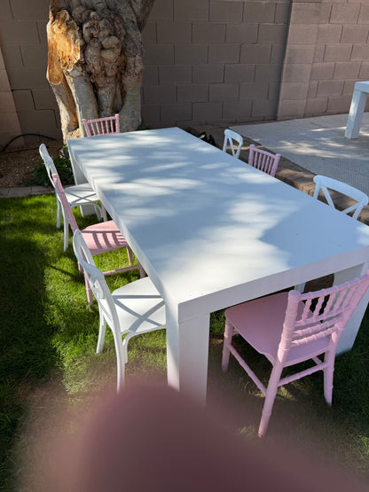 1)Cloud Kids Table