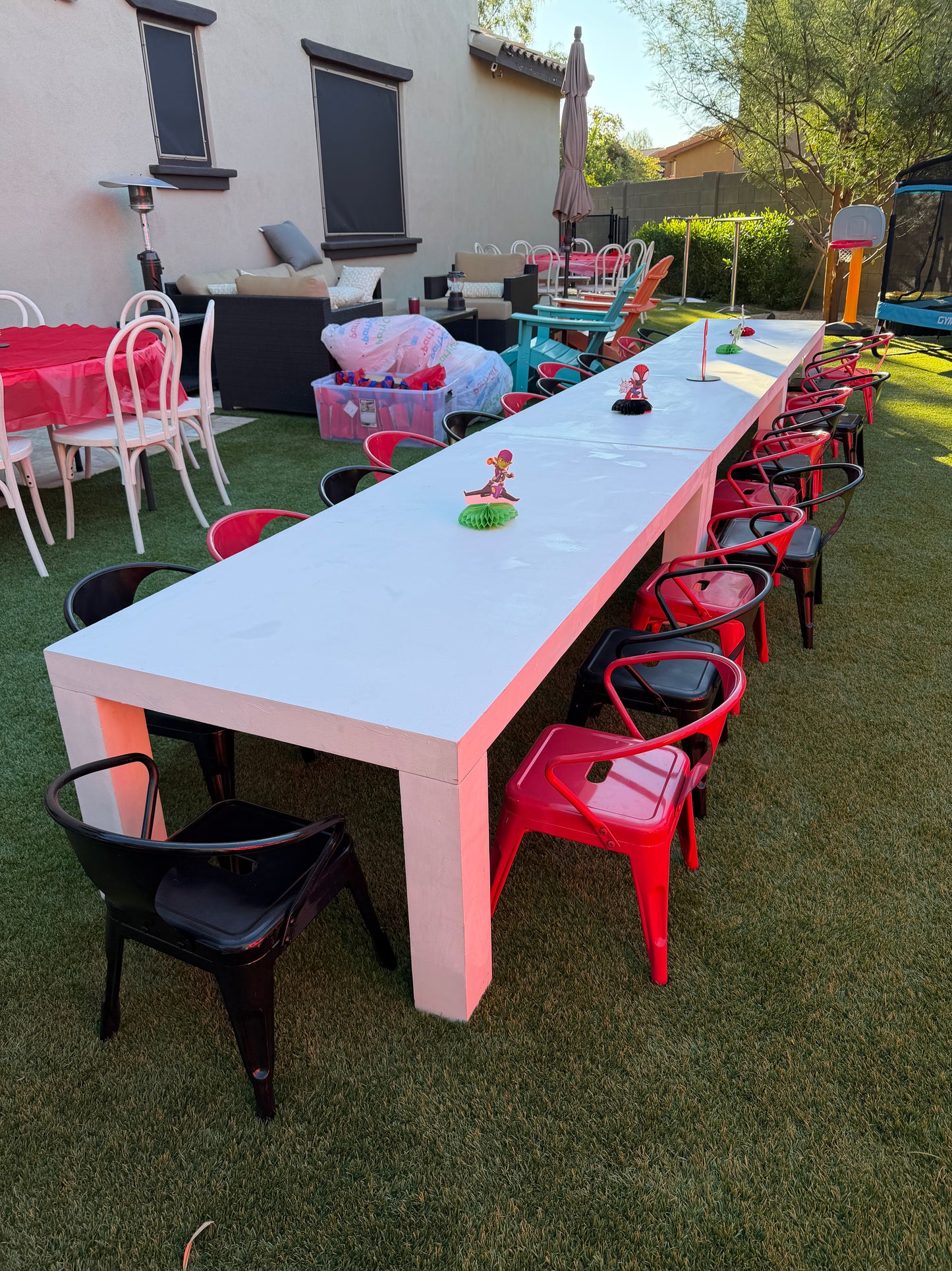 1)Cloud Kids Table
