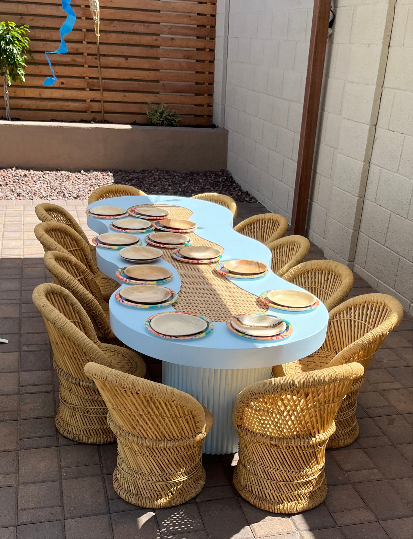 1)Aloha Wavy Table