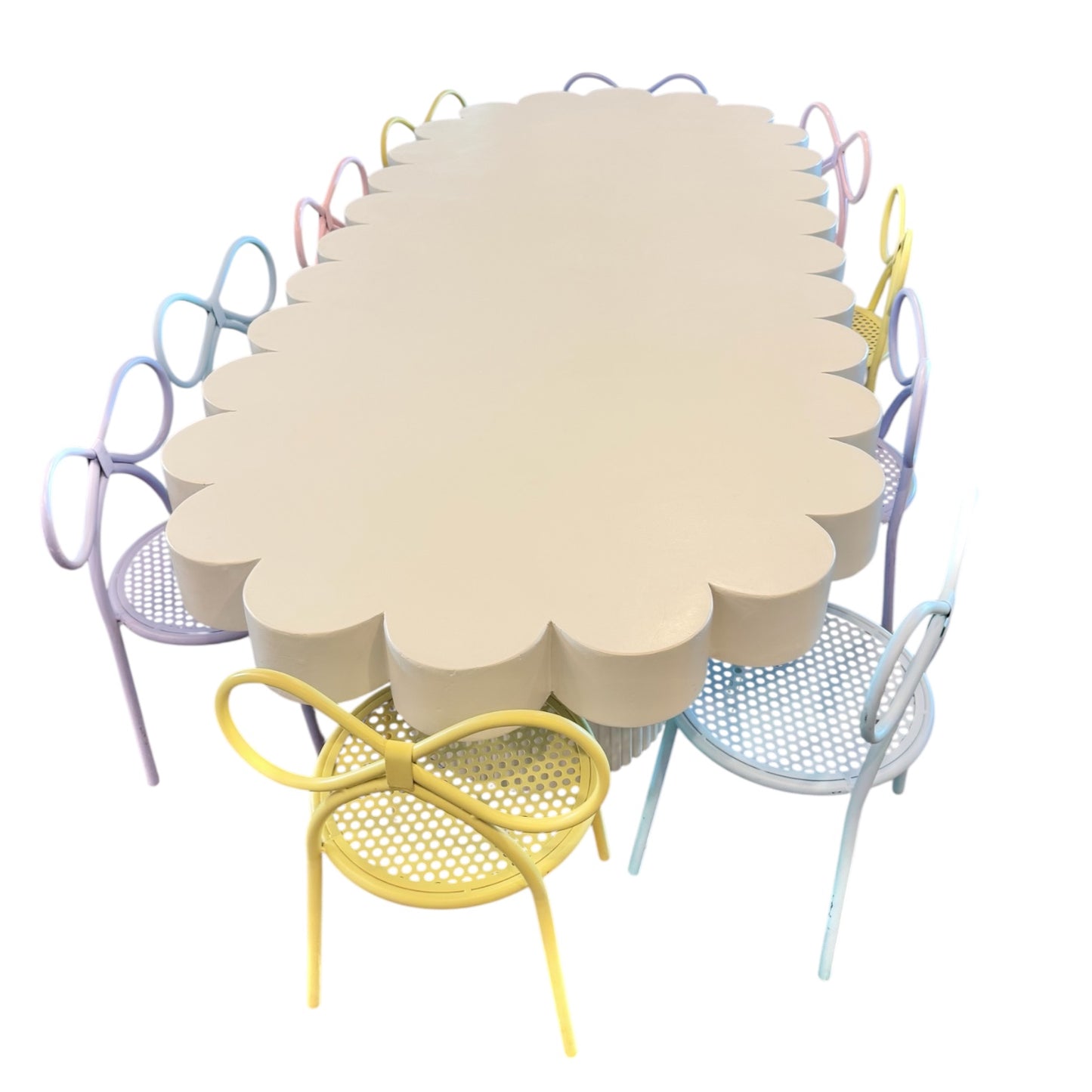 1) Pearly White Kids Table
