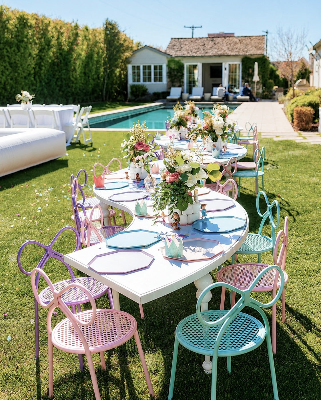 1) The Halo Kids Table