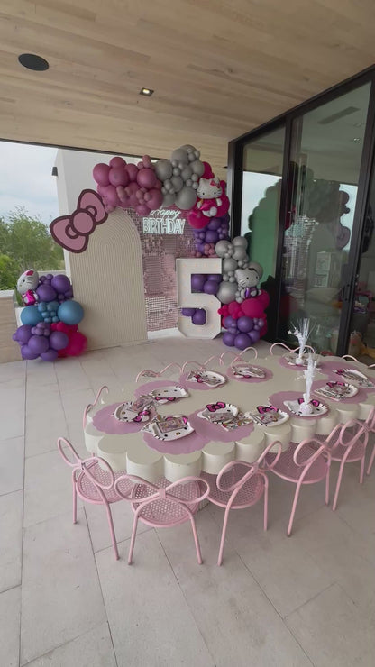 1) Pearly White Kids Table