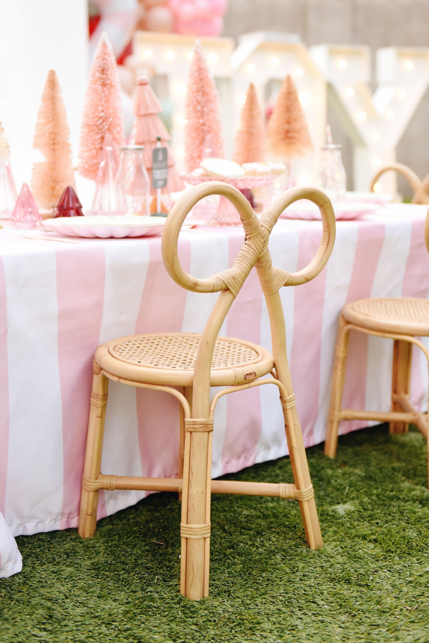 12 Bow Bliss chairs
